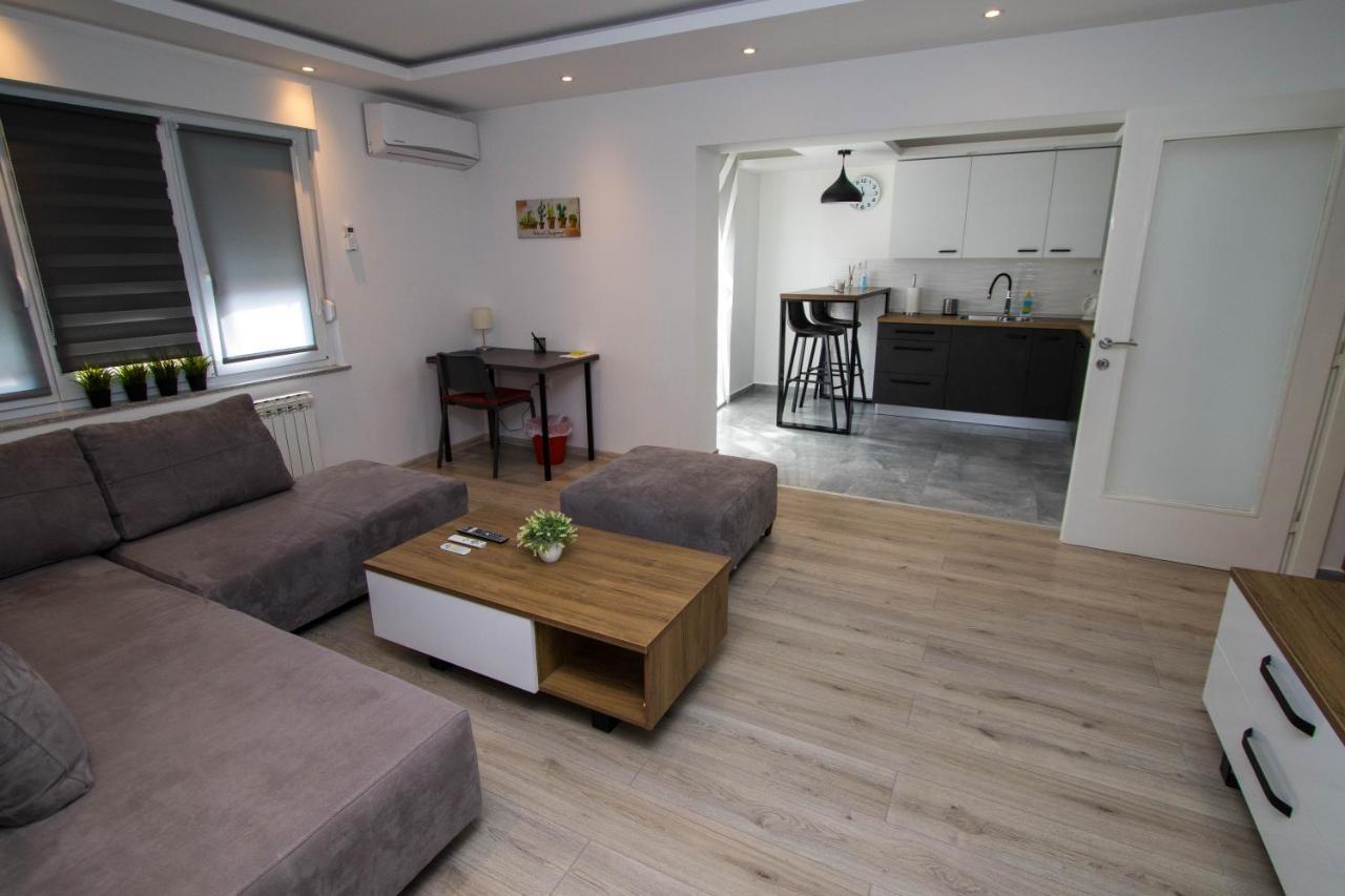Apartment Ig4U, City Center 벨로바르 외부 사진