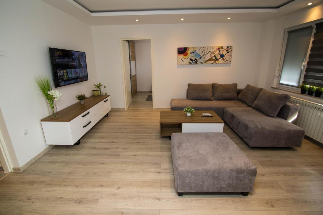Apartment Ig4U, City Center 벨로바르 외부 사진